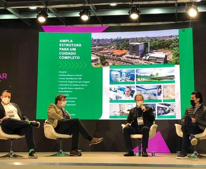 Superintendente administrativo da cooperativa, Marcos Zago palestra em painel da Mercopar