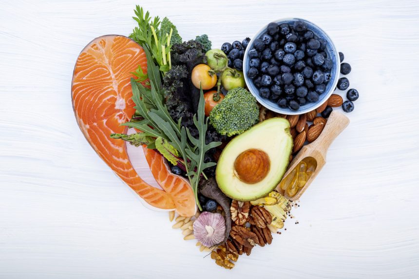 4 perguntas que você sempre quis fazer sobre colesterol respondidas pelas nutricionistas da Medicina Preventiva Karen Pissetti e Annelise Fochesatto