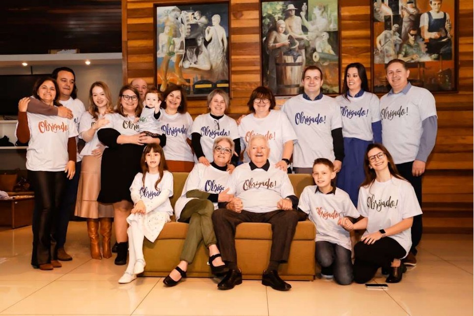 Equipes da Unimed Nordeste-RS recebem agradecimento especial de Edemir Zatti e família por atendimento humanizado de referência