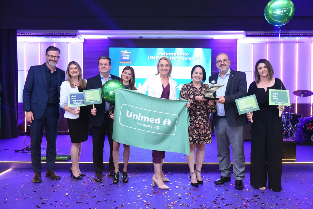 Programa Voluntariado da Unimed Nordeste-RS é vencedor do prêmio Destaques do Ano em RH 2023, na categoria Projeto Modalidade Responsabilidade Socioambiental