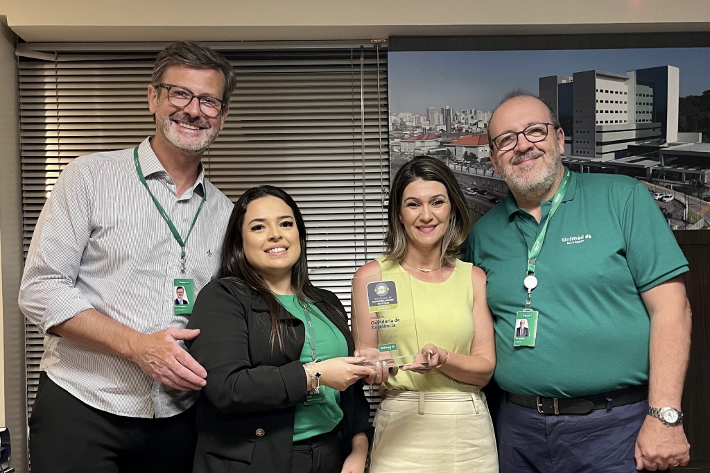 Unimed Serra Gaúcha é recertificada em nível de excelência no Programa Ouvidoria de Excelência e recebe prêmio no 4º Encontro da Marca, Mercado e Experiência do Cliente